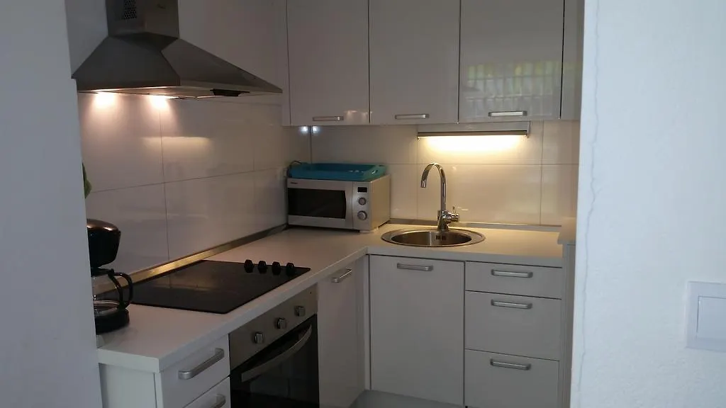 Holiday House Altea Banjole 0*,  Croatia