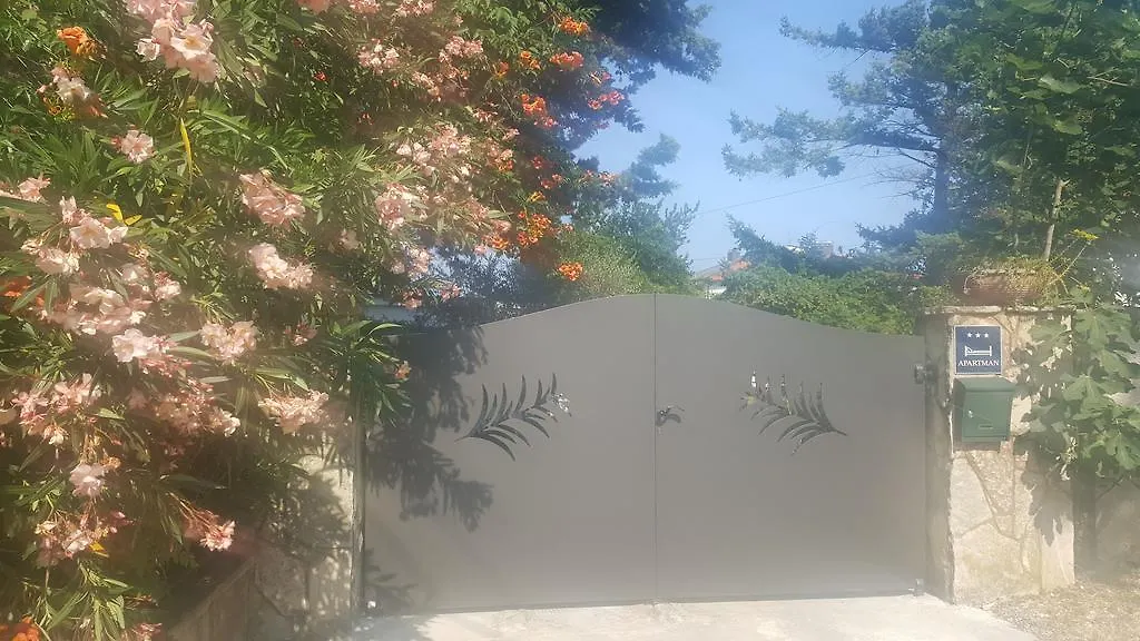 Holiday House Altea بنجول بيت للعطل